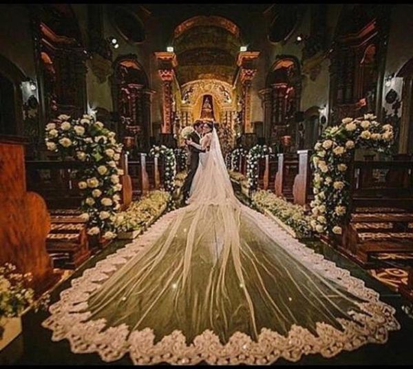 Vintage nach Maß 5 Meter lange Kathedrale Hochzeit Schleier eine Schicht Haarschmuck Spitze Applikationen Schleier mit Kamm6300922