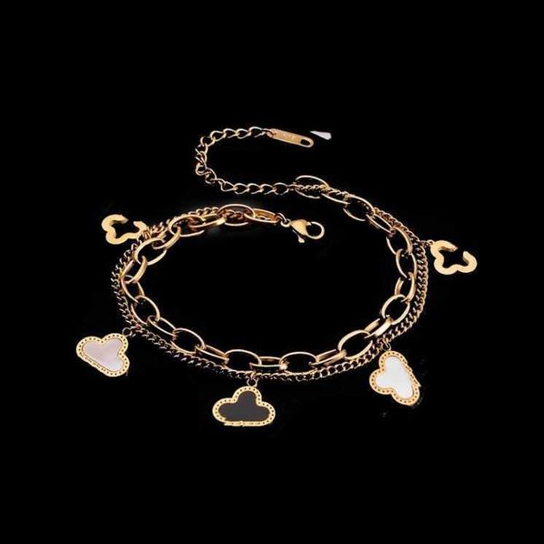 Kette 18K Gold Kettenarmband Vierblatt-Armband-Design für Frauen Liebesgeschenk Designer-Buchstabenarmband Hochwertiger Legierungsschmuck mit Korrektheit