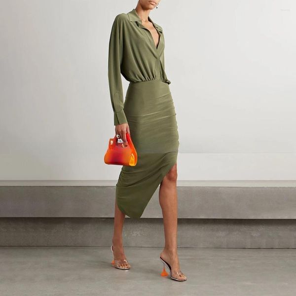 Повседневные платья 23 Платье армейского зеленого цвета Женская асимметричная плиссированная рубашка с нерегулярной талией укороченная средней длины Роскошный модный бренд