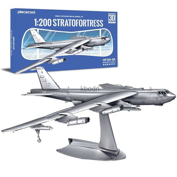 Ferramentas de artesanato Piececool Metal Model Kits Avião Stratofortress 3D Puzzles Jigsaw DIY Craft para decoração de casa Brain Teaser Toys Gifts YQ240119