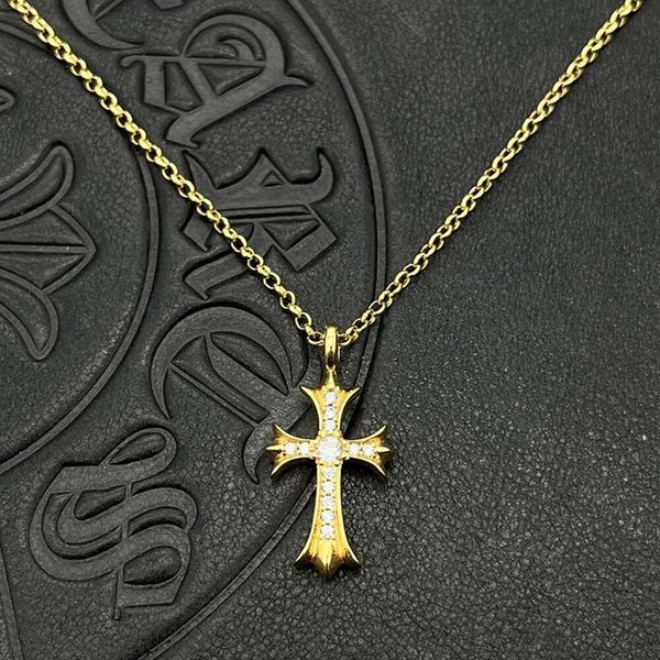 2024 Marca de designer Cross CH Colar para mulheres Chromes de luxo 22K Gold Diamond Classic Chain Heart Heart Men Jóias Pingente de Moda de Pingente 4R4G