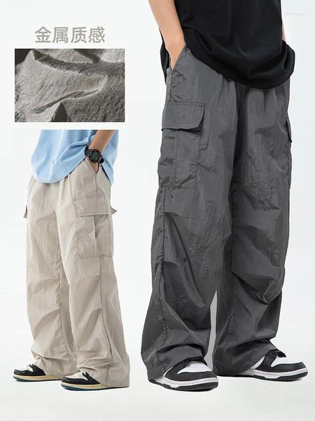 Pantaloni da uomo in filo metallico testurizzato con leggere rughe e pantaloni casual da coppia sciolti da soldato con paracadute primaverile