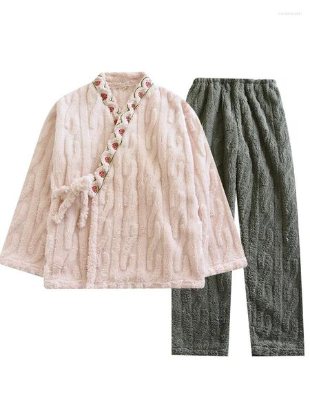 Roupas étnicas Estilo Chinês Hanfu Lace-up Bordado Pijama Kimono Feminino Outono / Inverno Flanela com Grosso Coral Velvet Housewear