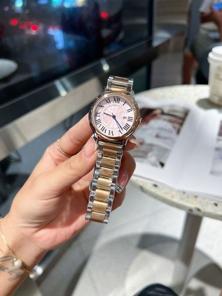 Marca Designer Relógio de Pulso Mulheres Diamante Relógios Qualidade Quartz Movimento Pulseira de Aço Inoxidável Pulseira Moda Senhora Banquete Relógios de Pulso 33mm Presente dos Namorados