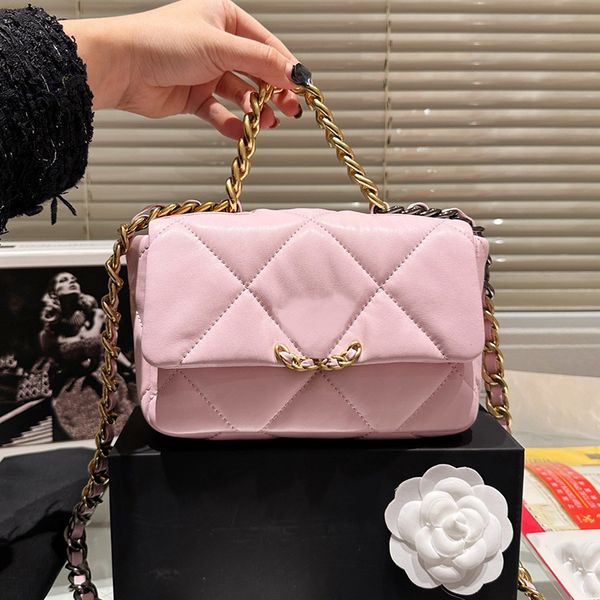 Mini donna 19 Borsa a tracolla a tracolla Borsa a mano in pelle con reticolo di diamanti Borsa a mano in metallo con patta Shopping Frizione Emblema Hardware dorato Pochette Portacarte valigia