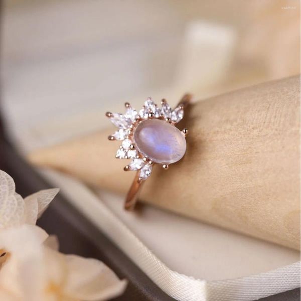 Anelli a grappolo Ellittico Moonlight Stone con anello d'oro rosa intarsio di diamanti dall'Europa e dall'America versatile per le donne