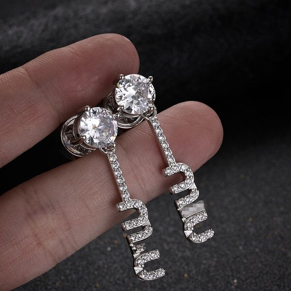 Küpe Lüks Küpe Kadın Tasarımcısı S925 STERLING Gümüş Rhinestone Zirkon Köpüklü Elmas Takı Orijinal Etiket Mektubu M Bölümü