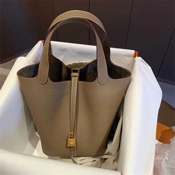 Numero 5821 Piccolo 2023 Nuovo Chaocai Basket Borsa a secchiello per acqua modello morbido litchi da donna Palmare Madre 70% di sconto sulla vendita online