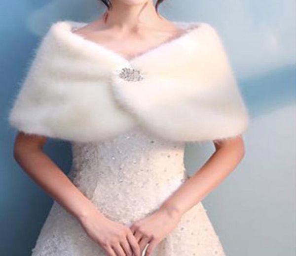 2021 Свадебная зимняя теплая накидка Меховая шаль Свадебная верхняя одежда Болеро Накидка-палантин Женская куртка Пальто Плечи для вечерних платьев BD0143952450