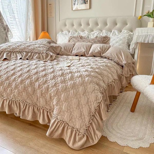 Bettwäsche-Sets für den Winter, dick und warm, Milchsamt, vierteiliges Set, Prinzessinnen-Stil, Koralle mit Rüschenkanten, Baumwoll-Bettbezug