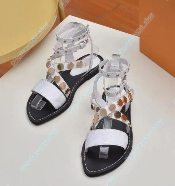 Senhoras vestido sapatos homem chinelo designer mulher verão praia moda sexy sandália romana tornozelo rebite couro slide ajustável elástico sapatos com caixa