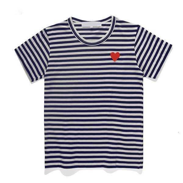 Cdg Fashion Мужская футболка для игр Дизайнерское красное сердце Commes Повседневные женские рубашки Des Badge Garcons Футболки с высоким качеством Хлопковая рубашка с вышивкой в полоску Utf6