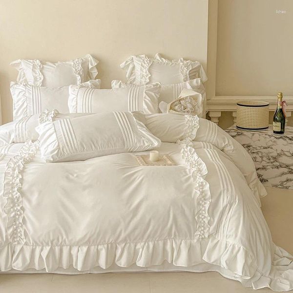 Set di biancheria da letto Bianco crema Stile coreano Principessa Ruffles Set Copripiumino in tinta unita Lenzuolo Federe Ragazze Matrimonio Tessili per la casa