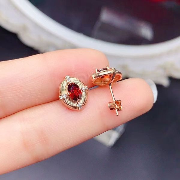 Doğal Garnet Küpe 925 Gümüş Retro Tasarım, Fırçalı İşçilik, Şık Yeni Kulak Aksesuarları Toptan