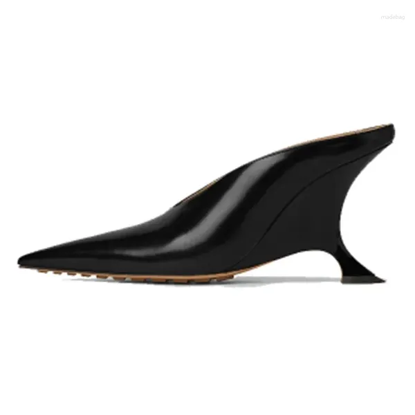 Hausschuhe Europäischen und amerikanischen Sommer Damen High Heel Muller Schuhe spitze Zehen Baotou bequeme Mode große Sandalen