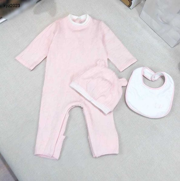 Tute per bambini alla moda adorabili ragazze rosa body body body a tre pezzi di taglia 66-90 lettere jacquard neonato a maglia toccante abito strisciante gennaio