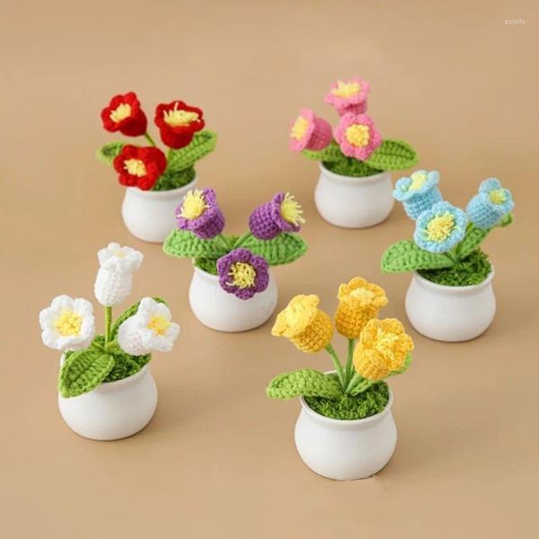 Flores decorativas 2024 flor de malha pequena rosa tulipas crochê vaso decoração de casamento casa decorar ornamentos artificiais tecidos à mão