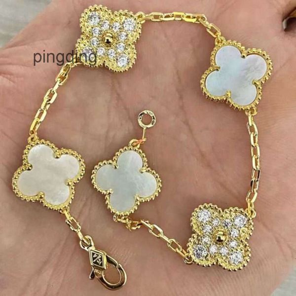 Mücevher tasarımcısı zinciri van dört yaprak yonca bileklik cleef van bileketler lüks 4 cazibe zarif moda 18k altın agate kabuğu İnci Çift Tatil Özel Co