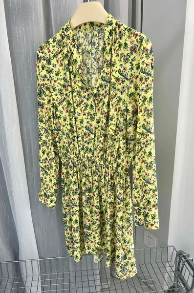 Vestidos casuais mulheres v-pescoço fenda mini vestido amarelo floral carta impressão manga longa cintura elástica feminino plissado robe 2024 primavera verão