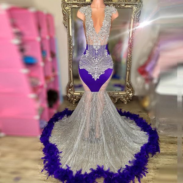 Abito da ballo a sirena viola di lusso 2024 Perline di piume Nappa Illusione Abiti da festa di laurea sexy Abiti da sera Robe De Soiree