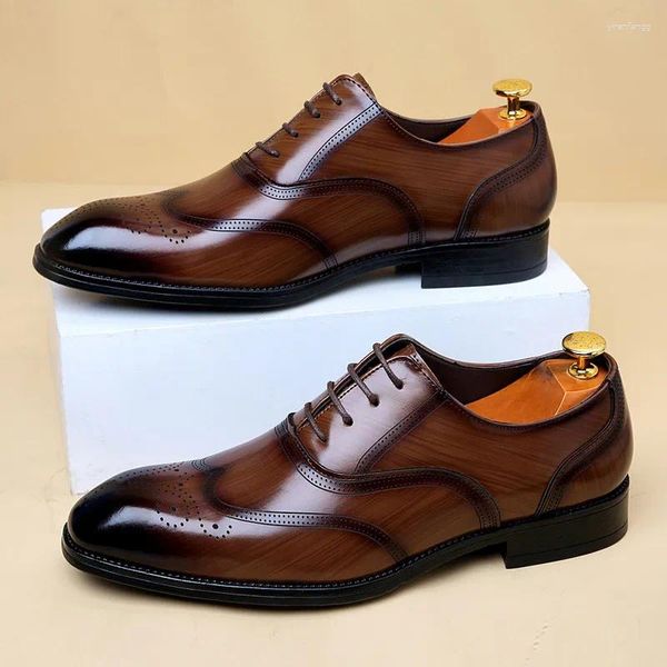 Scarpe eleganti stile britannico Oxford da uomo marroni in pelle lavorata a mano di lusso da uomo brogue con lacci a punta taglie forti 48