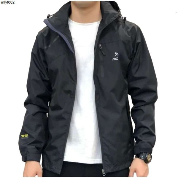 Designer Overcoat Original Qualidade Homens Casacos Jaqueta Mens Hoodie Tech À Prova D 'Água Zipper Jaquetas Alta Leve Windbreaker Casaco Esportes Ao Ar Livre