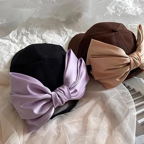 Top kapakları 202409-shi ins chic genç kız sevimli moda orijinal saten bowknot bayan bayan street beyzbol şapkası kadın eğlence vizörleri kapağı