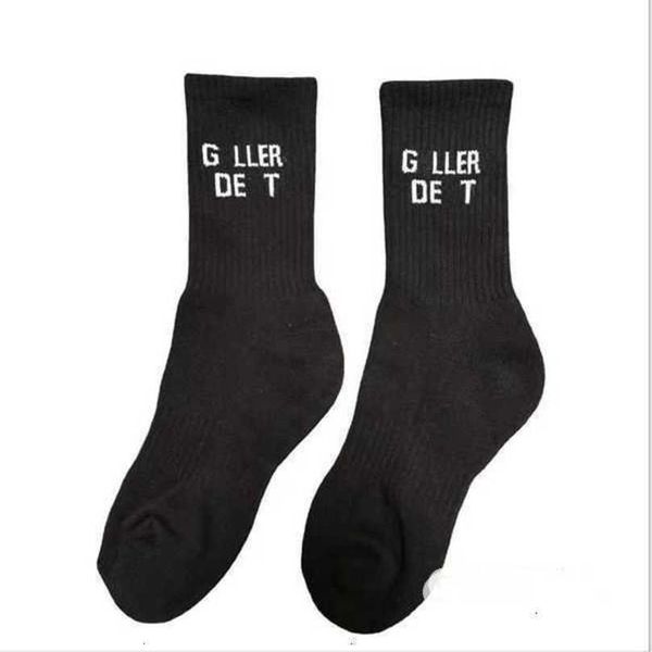 Mehrfarbige Baumwollsocken für Herren und Damen, passende klassische Galleryes-Buchstaben, atmungsaktive Strümpfe, gemischt, Fußball, Basketball, Sport, Xuxc 5h25