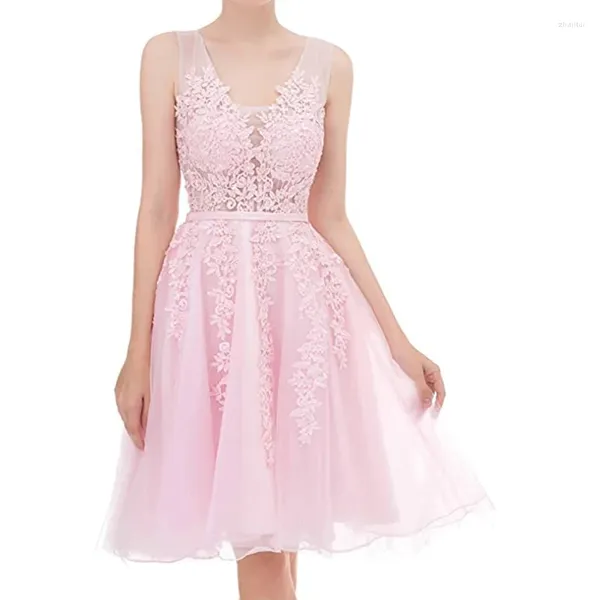 Parti Elbiseleri Pembe Prenses Tül Homecoming Kısa Dantel Aplikler Juniors Prom Bridemaid Akşam Elbise V Back Vestidos de Fiesta