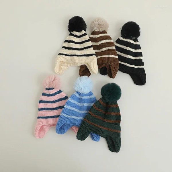 Berretti Autunno Inverno Bambino Protezione per le orecchie Cappello lavorato a maglia con grande palla pelosa Berretto di lana a righe per bambini Cappello caldo antivento per esterno Lei Feng