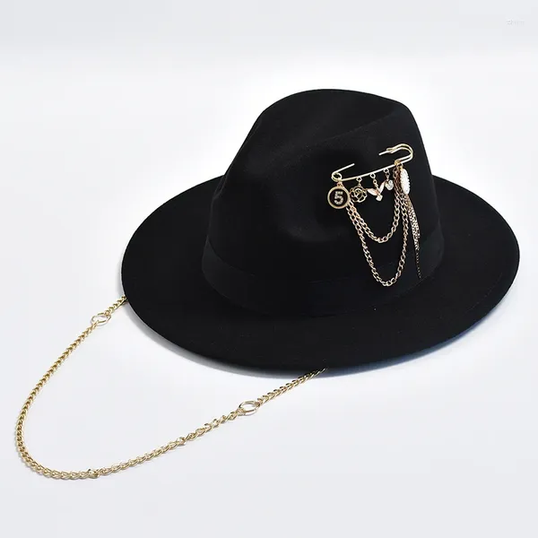 Berets Fedora Chapéus para Mulheres Homens Metal Chain Decor Moda Feltro Jazz Outono Inverno Festa Formal Cap