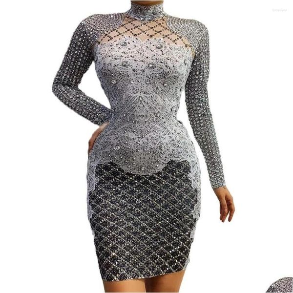 Abbigliamento da palco Sier Diamanti scintillanti Plaid al ginocchio Abito a maniche lunghe Lady Party Evening Costume Hostess Performance Drop Delivery Ap Dhegh