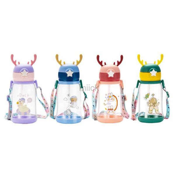 bottiglia d'acqua 600 ml corno di cervo bottiglia d'acqua per bambini cartone animato grande capacità tazza di paglia di plastica studente scolastico ragazza kawaii bottiglia d'acqua per bambini 240122