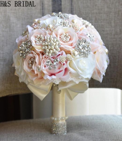 Bouquet da sposa blush rotondo Bouquet di spille a farfalla a goccia Bouquet alternativo a cascata Bouquet di fiori da sposa in cristallo 2017 vestido5424983