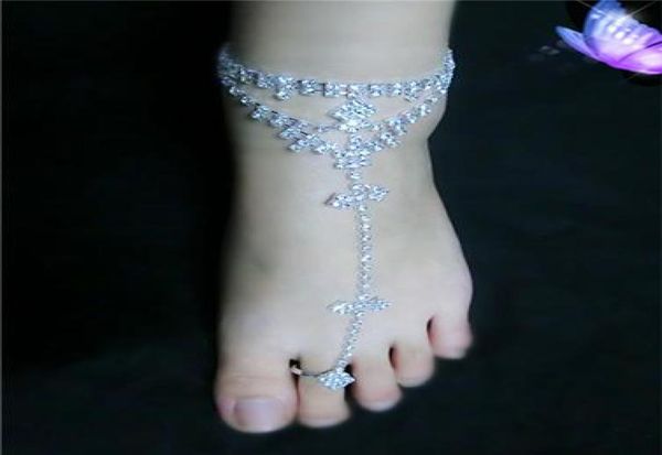 Donne sexy di cristallo sposa sandalo a piedi nudi gioielli piede cavigliera catena sandalo da spiaggia con anello punta signora partito cavigliera matrimonio nuziale Acc2760281