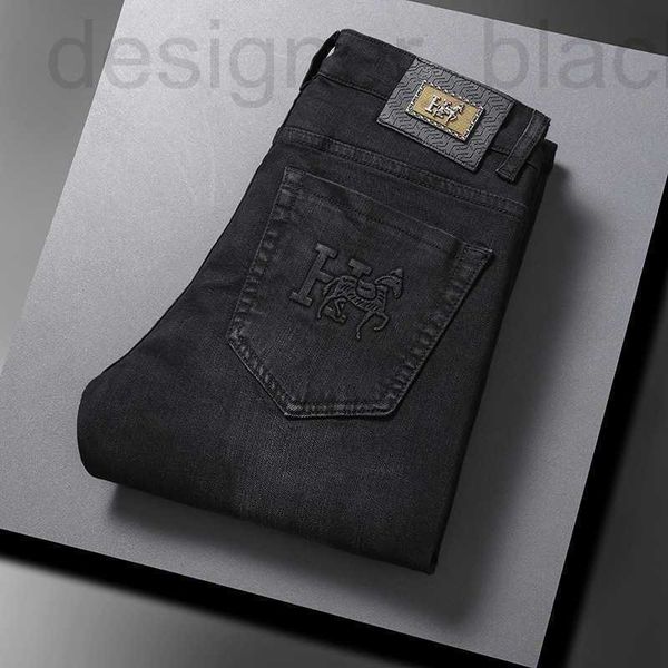 Diseñador Jeans para hombres Gama alta Europea H Familia Otoño e invierno Slim Fit Pequeño Estiramiento recto Pantalones largos negros en relieve 8U3A