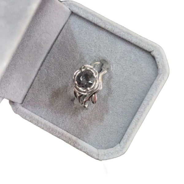 Anello Swarovski da donna di design di alta qualità con anelli a scatola Anello con diamante rosa Anello con temperamento per bocca