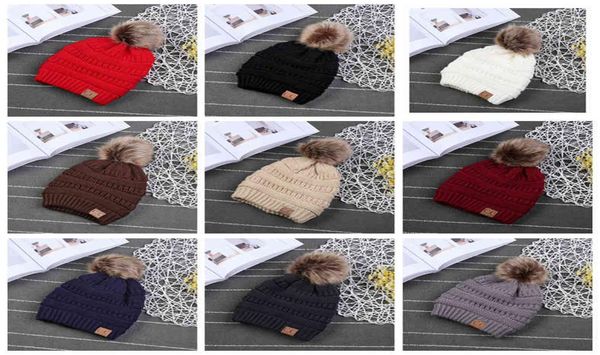 Kids CC Trendy Hüte Kinder Gestrickte Pelz Poms Beanie Winter Luxus Kabel Slouchy Schädel Kappen Mode Beanie Outdoor Hüte 50 stücke2921327