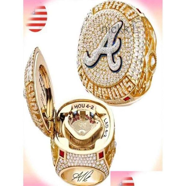 Drei Steinringe 6 Spielernamen Soler Man Albies 2021 2022 World Series Baseball Braves Team Ring mit hölzerner Displaybox Souvenir 2 Otui7 QK8V