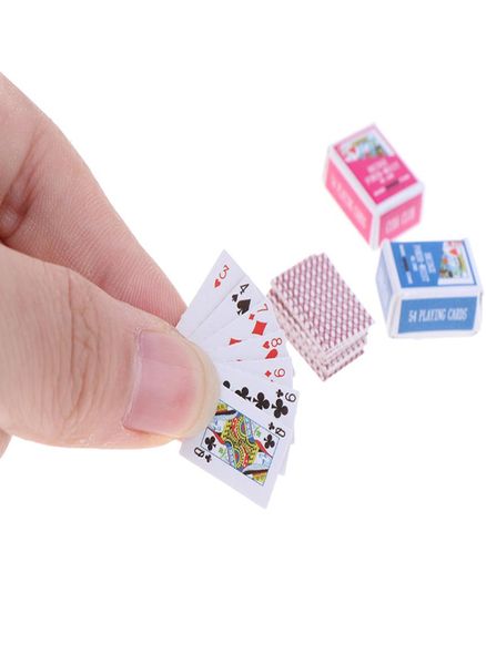 Bonito 112 jogos em miniatura poker mini casa de bonecas jogando cartas em miniatura para bonecas acessório decoração para casa alta qualidade 9903595