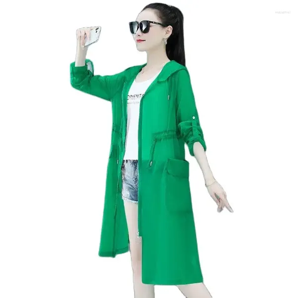 Trench da donna con cappuccio Protezione solare Abbigliamento di media lunghezza 2024 Estate Casual sottile camicia a maniche lunghe Giacca a vento