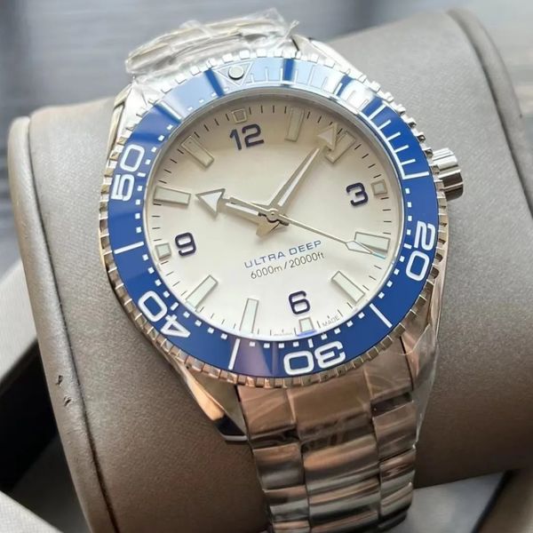 U1 Quadrante dell'orologio da uomo di alta qualità AAA da 42 mm con cronometraggio automatico ocean diver 600 m Skyfall orologio da uomo sportivo con retro in acciaio inossidabile