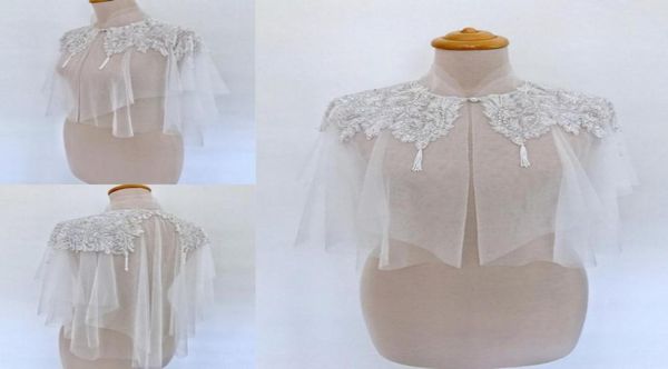 Einzigartige Brautstulpen, bescheidene Spitzenapplikation, Perlen, Stehkragen, Etui-Hochzeit, Braut-Bolero für Brautkleider, ärmellos, nach Maß 9102020