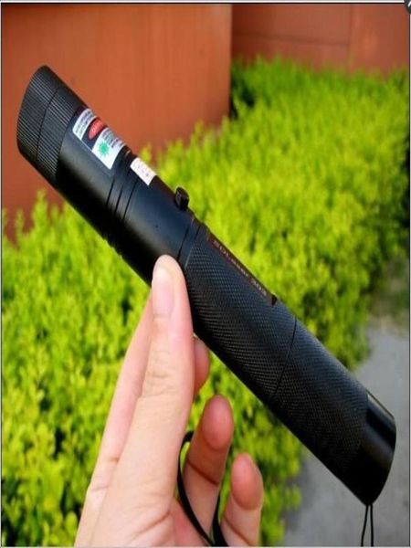 Leistungsstarke 532 nm 10 Meilen SOS High Power mw LAZER Militär Taschenlampe Grün Rot Blau Violett Laserpointer Lichtstrahl Jagd Teac5889616