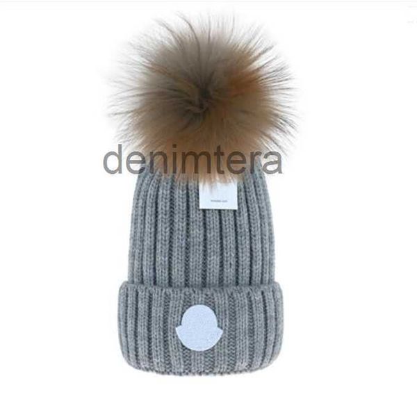 Tasarımcı Kış Örgü McLler Beanie Yün Şapka Kadın Tıknaz Örgü Kalın Sıcak Sahte Kürk Pom Beanies Şapkalar Kadın Bonnet Kapakları WDWF