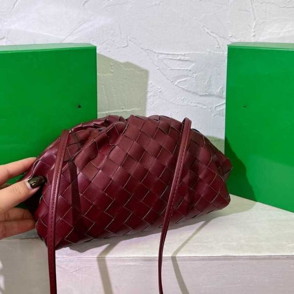 Wallte Cloud Crossbody 2024 One Cassette Woven Shoulder Leather Basket Green Bag Designer-Taschen im Angebot