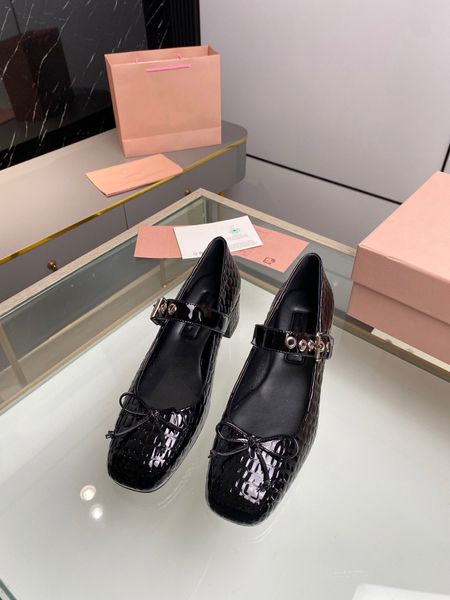 Miui Best-Qualität-Schuhe Single Frühling 2024 früh importierte Schaffell Damen Mode Luxus Design Sandalen Größe 35-39