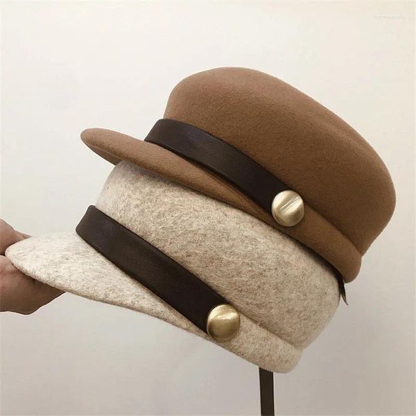 Berretti 202401-wm Giappone Classico Inverno Grande Bottone Oro Cintura Feltro di Lana Tempo Libero Cappello Ottagonale Uomo Donna Visiera Cap