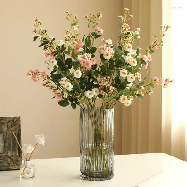 Fiori decorativi Ramo lungo Mini rosa Simulazione Fiore di seta Ornamenti artificiali Puntelli Po Bouquet da sposa Decorazioni per la tavola del soggiorno di casa