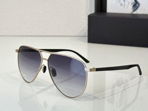 Designer-Sonnenbrille für Männer und Frauen, 8962, polarisierte Gläser, Outdoor-Mode, dünn und faltbar, ovaler Stil, Anti-Ultraviolett, Retro-Platte, Vollformat, zufällige Box